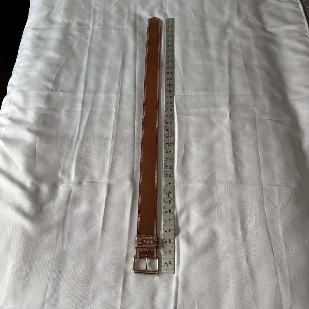 Linda Allard, Ellen Tracy Brown Genuine Leather Belt With Gold Buckle - Picture 2 of 8